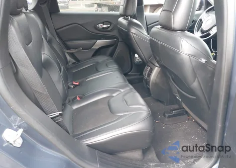 2021 Jeep Cherokee Latitude Plus 4X4 z USA, uszkodzony, nr VIN 1C4PJMLB0MD174360